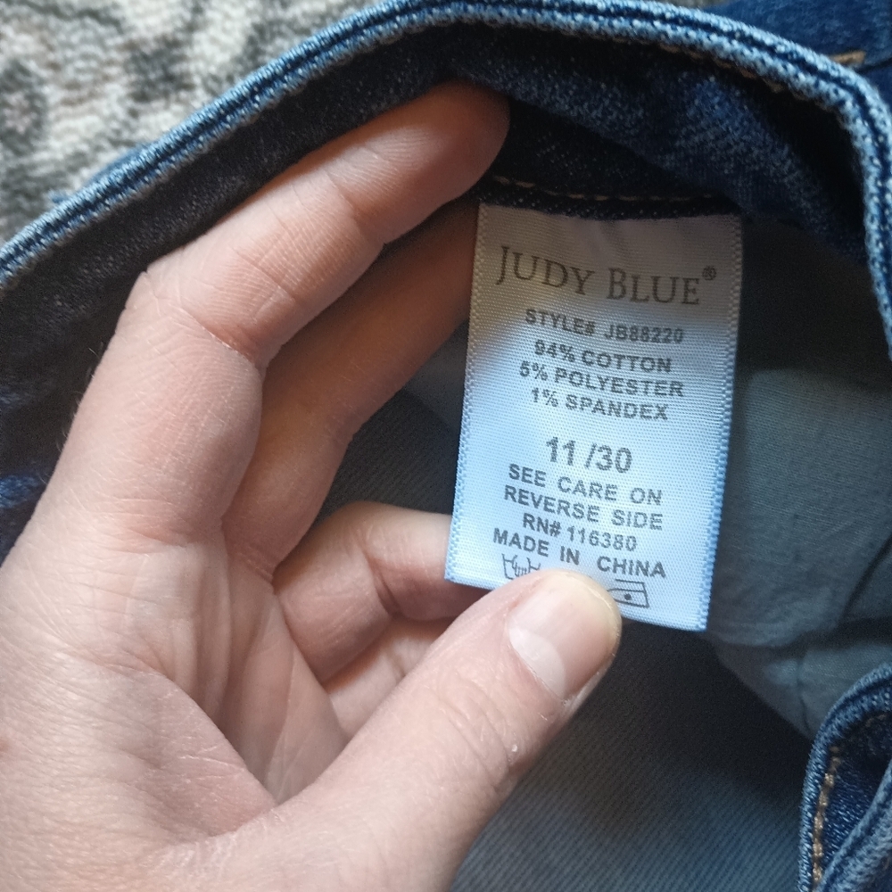 Judy Blue Boyfriend Fit Jeans Size 11 / 30 Destroyed Stretch Straight Leg - Picture 9 of 12